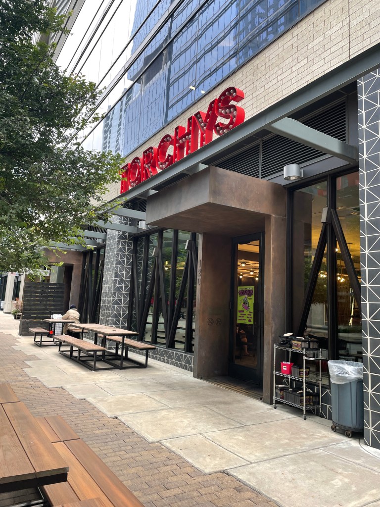 Torchy's (Downtown location) outdoor seating 