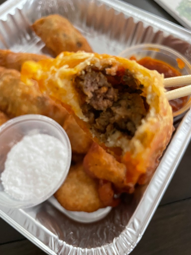 Filling inside fatayas